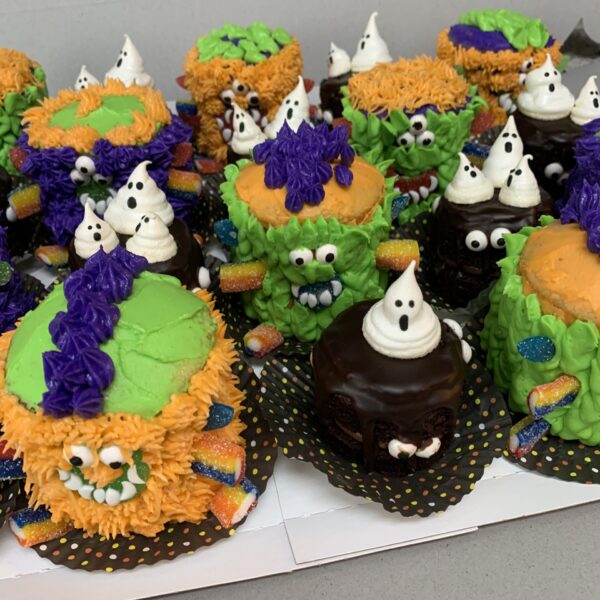 Halloween Mini Cakes or Cupcakes- Monsters and Ghost