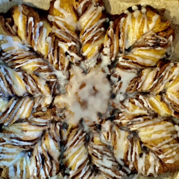 Star Bread- Cinnamon, Mixed Berry, or Strawberry